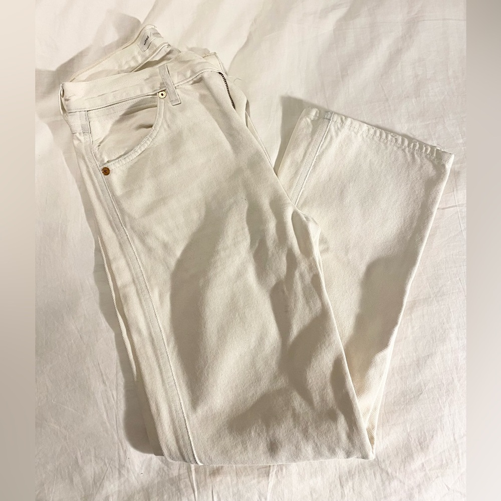 Citizens of humanity aritzia collaboration. White straight crop at ankle.Size 24 - Picture 2 of 10